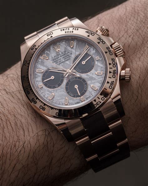 caricare rolex daytone|rolex daytona gold dials.